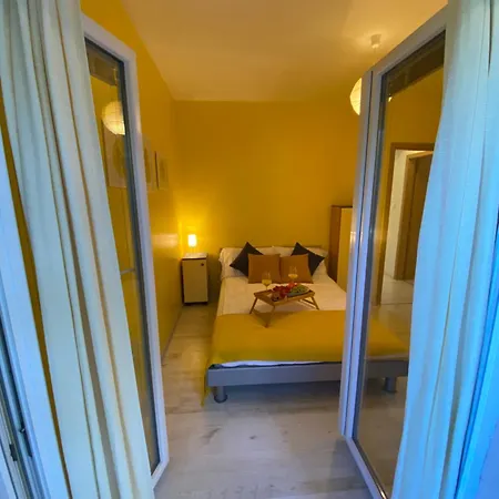 Aparthotel Eva *